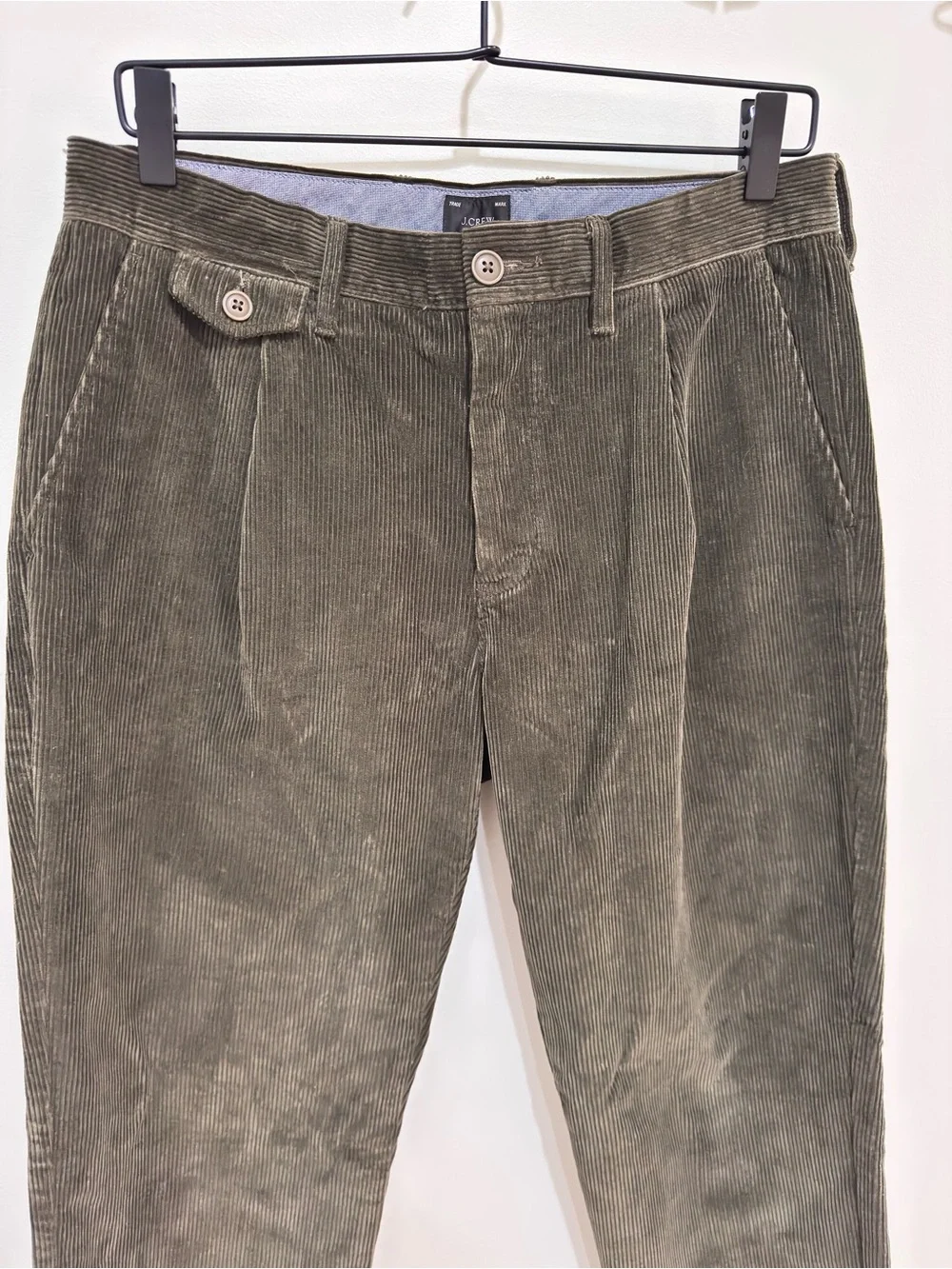 Men’s J. Crew Corduroy Pleated Pants - Olive Green
